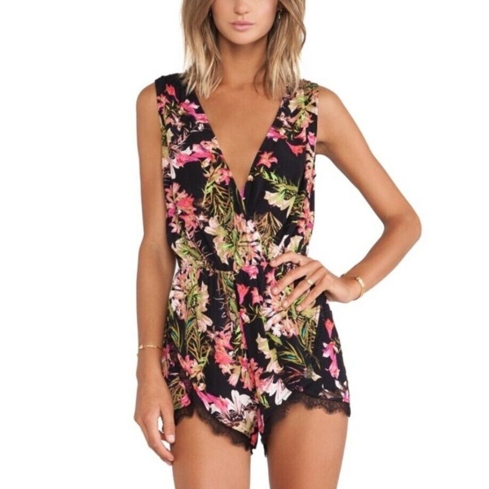 Lovers + Friends Can't Let Go Romper Size M